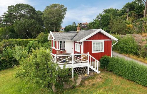 Nice Home In Ljungskile With House Sea View