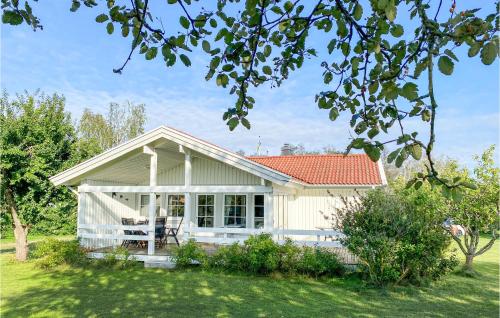 Beautiful Home In Borgholm With Wifi