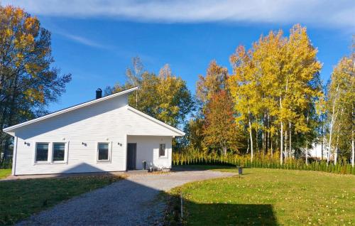 Lovely Home In Kumla With Kitchen